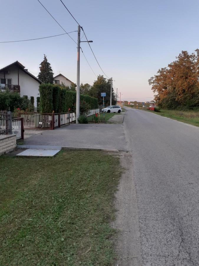 Maja Leilighet Velika Gorica Eksteriør bilde